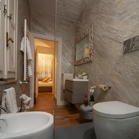 Pantheon Charming Accommodation Rome Exterior photo